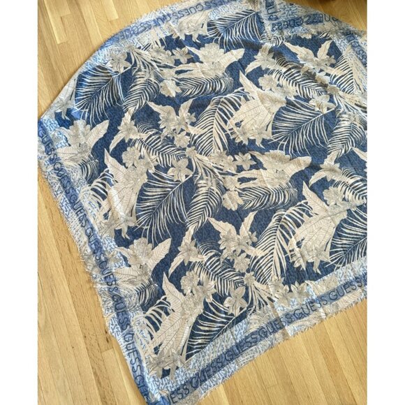 Guess NWT Modal Botanical Blue Floral Print Fringe Square Scarf Logo Tropical - Picture 6 of 9